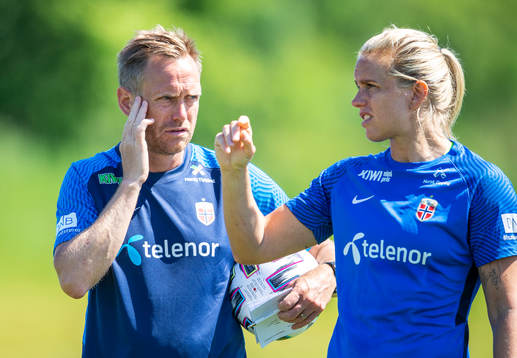 Headcoach Martin Sjögren and Elise Hove Thorsnes of the