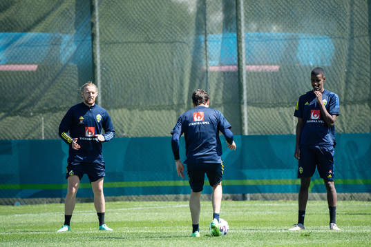 Emil Forsberg, Victor Nilsson Lindelöf and Alexander Isak