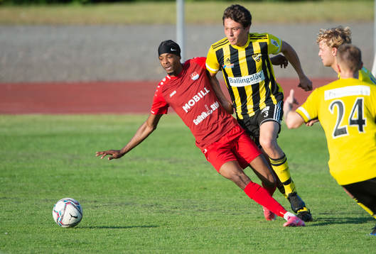 IFK Hässleholms Isak Orajärvi i matchen i division 2