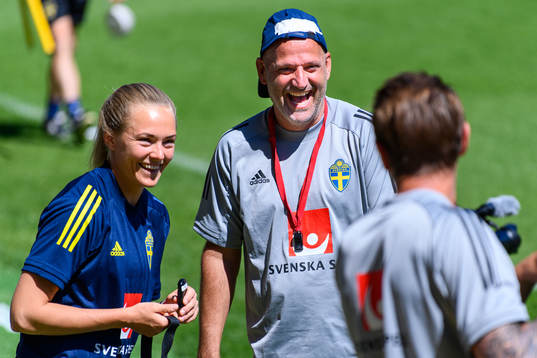 Magdalena Eriksson and Magnus Wikman, assistant coach
