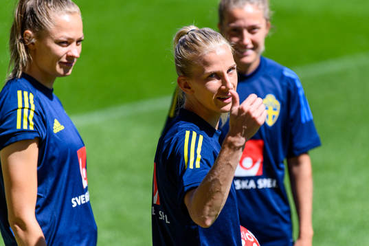 Fridolina Rolfö and Sofia Jakobsson