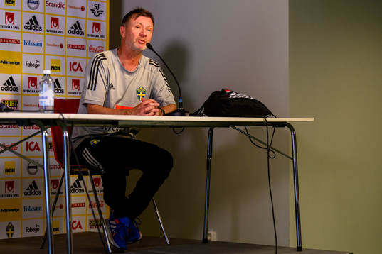 Peter Gerhardsson, Head coach