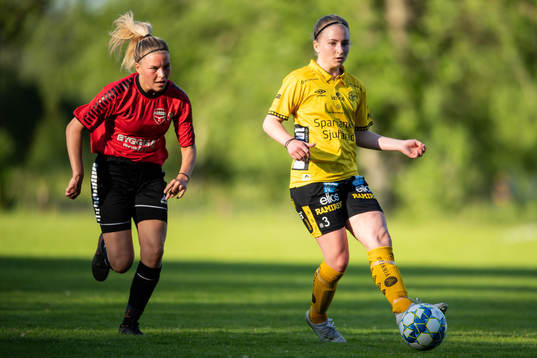 Södra vings Emilia Johansson och Elfsborgs Fanny Johansson