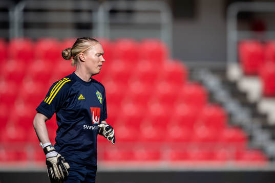 Goalkeeper Hedvig Lindahl of Sweden