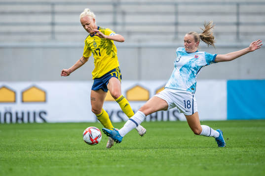 Caroline Seger of Sweden and Frida Maanum of Norway