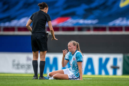 Frida Maanum of Norway in pain