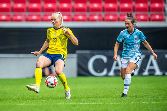 Stina Blackstenius of Sweden