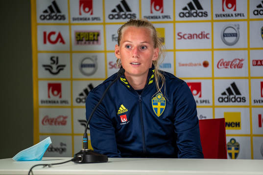 Stina Blackstenius of Sweden
