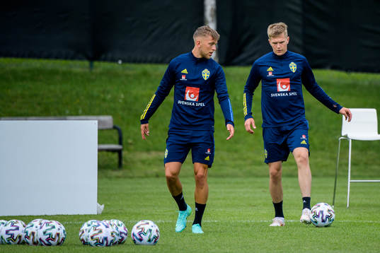 Jesper Karlsson and Joakim Nilsson of the Swedish national
