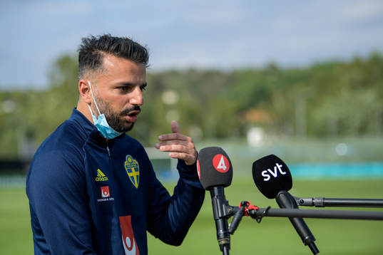 Poya Asbaghi, temporary coach of the Swedish national