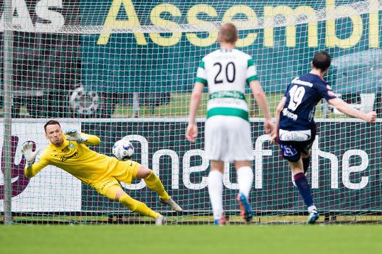 Bläddra bland fler bilder av Fotboll, Superettan, Västerås SK - Öster