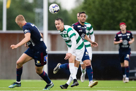 Västerås Viktor Prodell och Östers Marc Rochester