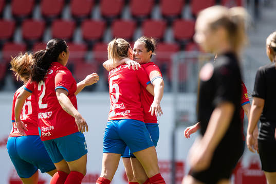 Helsingborgs Mia Westerblad jublar