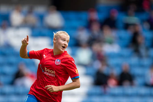 Helsingborgs Maya Waltersson jublar