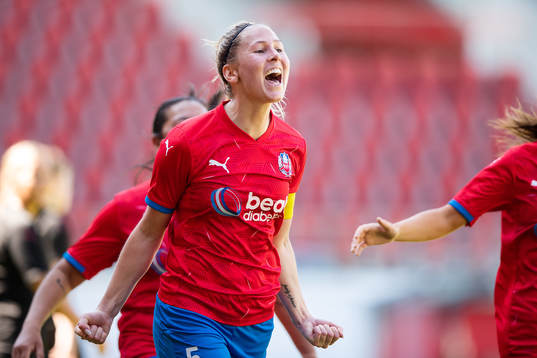 Helsingborgs Josefine Wiksell jublar