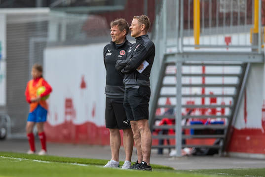 Hittarps assisterande tränare Ulf Johansson och tränare