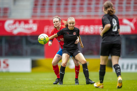 Helsingborgs Sofia Nilsson och Hittarps Ebba Bergström