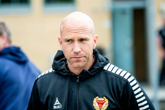 Kalmars tränare Henrik Rydström innan fotbollsmatchen i