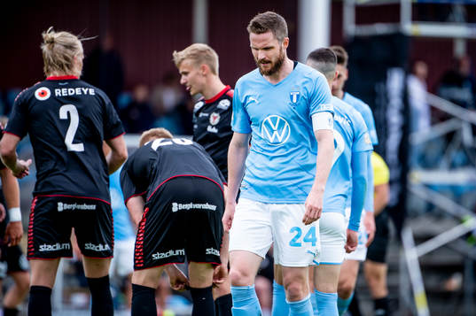 Malmö FFs Lasse Nielsen deppar
