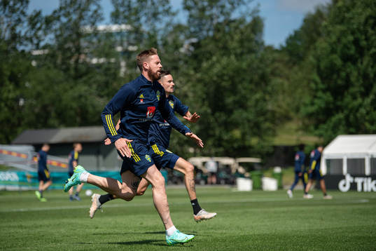 Pontus Jansson and Mikael Lustig of the Swedish national
