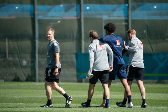 Jens Cajuste of the Swedish national football team leaves