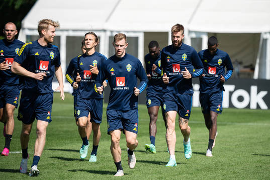 Filip Helander, Kristoffer Olsson, Emil Krafth, Ken Sema,