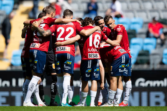 Örgryte samlade innan fotbollsmatchen i Superettan mellan