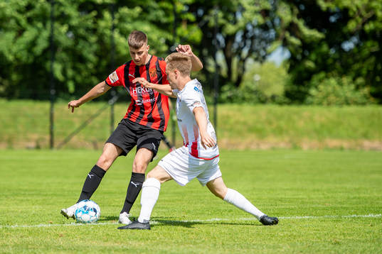 Besas Leo Turic och Åkarps Gustav Ferlenius
