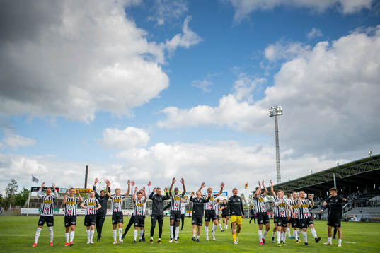 Landskronas spelare jublar
