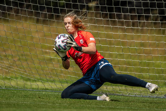 goalkeeper Guro Pettersen of the Norwegian women’s