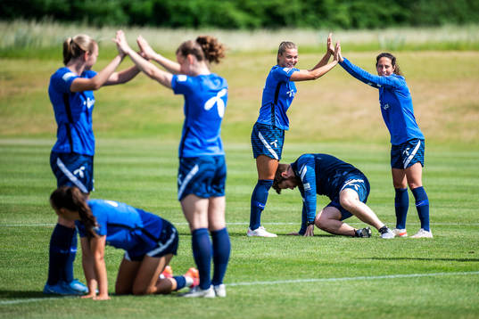 Malin Skulstad Sunde and Ingrid Moe Wold of the Norwegian