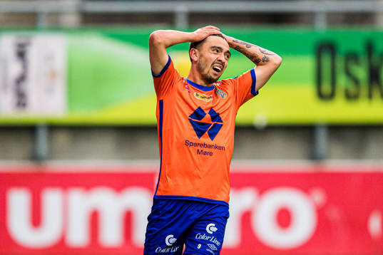 Niklas Fernando Nygaard Castro of Aalesund reacts