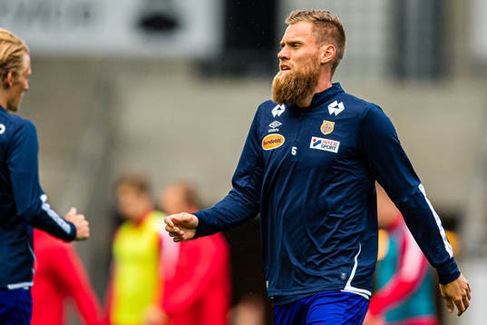 David Thomas Fällman of Aalesund warms up