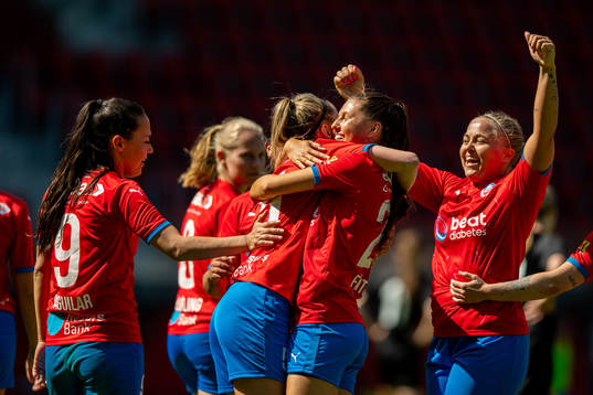 Helsingborgs Josefine Wiksell jublar