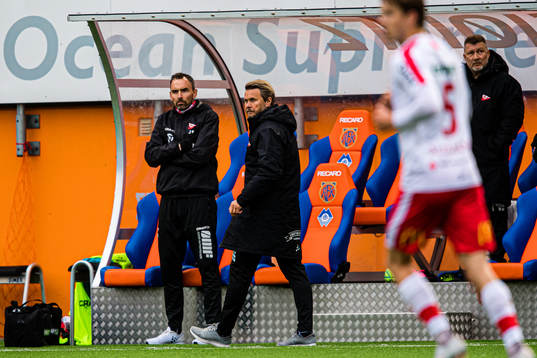 Joakim Klæboe, assistant coach of Fredrikstad, and Bjørn