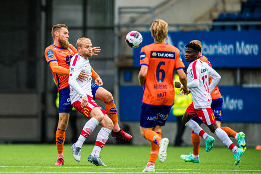 David Thomas Fällman of Aalesund and Henrik Kjelsrud