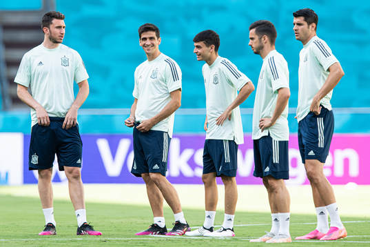 Aymeric Laporte, Gerard Moreno, Pedri and Marco Asensio of