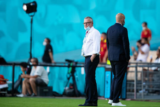 head coach Janne Andersson of Sweden