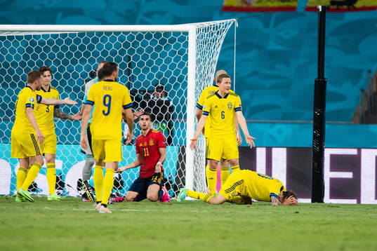 Kristoffer Olsson of Sweden in pain