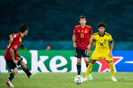 Mikel Oyarzabal of Spain and Jens Cajuste of Sweden