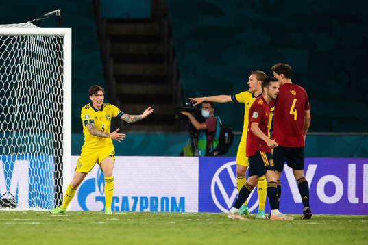 Victor Nilsson Lindelöf of Sweden reacts