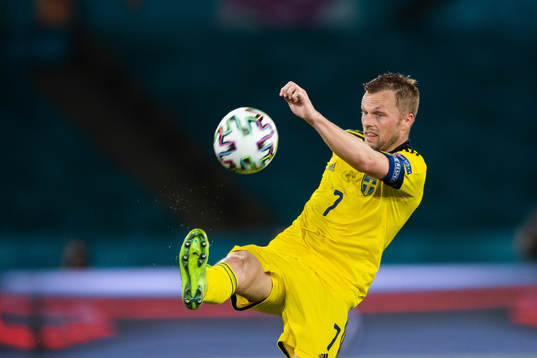 Sebastian Larsson of Sweden
