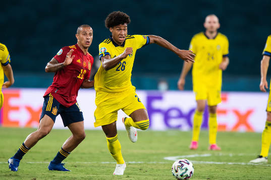 Thiago Alcantara of Spain and Jens Cajuste of Sweden