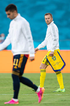 Sebastian Larsson of Sweden