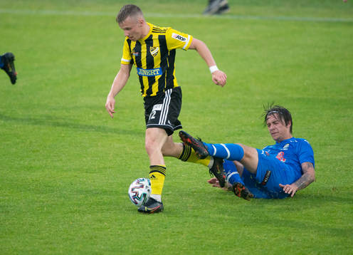 IFK Hässleholms Amel Crnalic i matchen i division 2 Södra