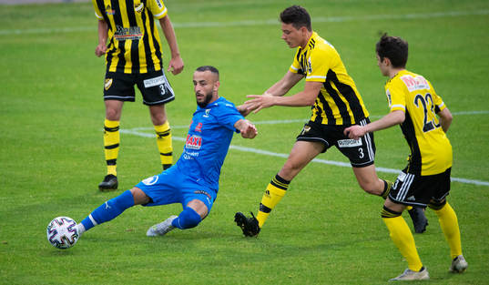 Nosabys Mohammed Hamdan och IFK Hässleholms Isak Orajärvi
