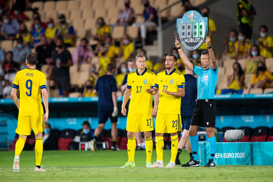Viktor Claesson and Robin Quaison of Sweden