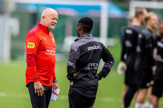 Häckens tränare Per-Mathias Högmo och Benie Adama Traore