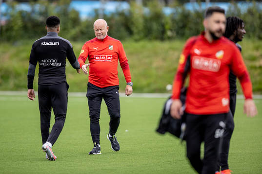 Häckens tränare Per-Mathias Högmo och Martin Olsson