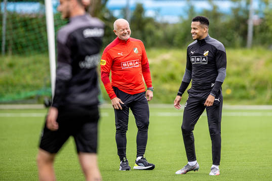 Häckens tränare Per-Mathias Högmo och Martin Olsson